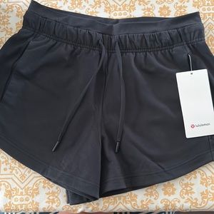 Lululemon Inner Glow HR shorts 3 inch inseam size 8 New with tags
